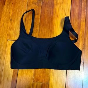 Lululemon 🍋 run times bra black 34D